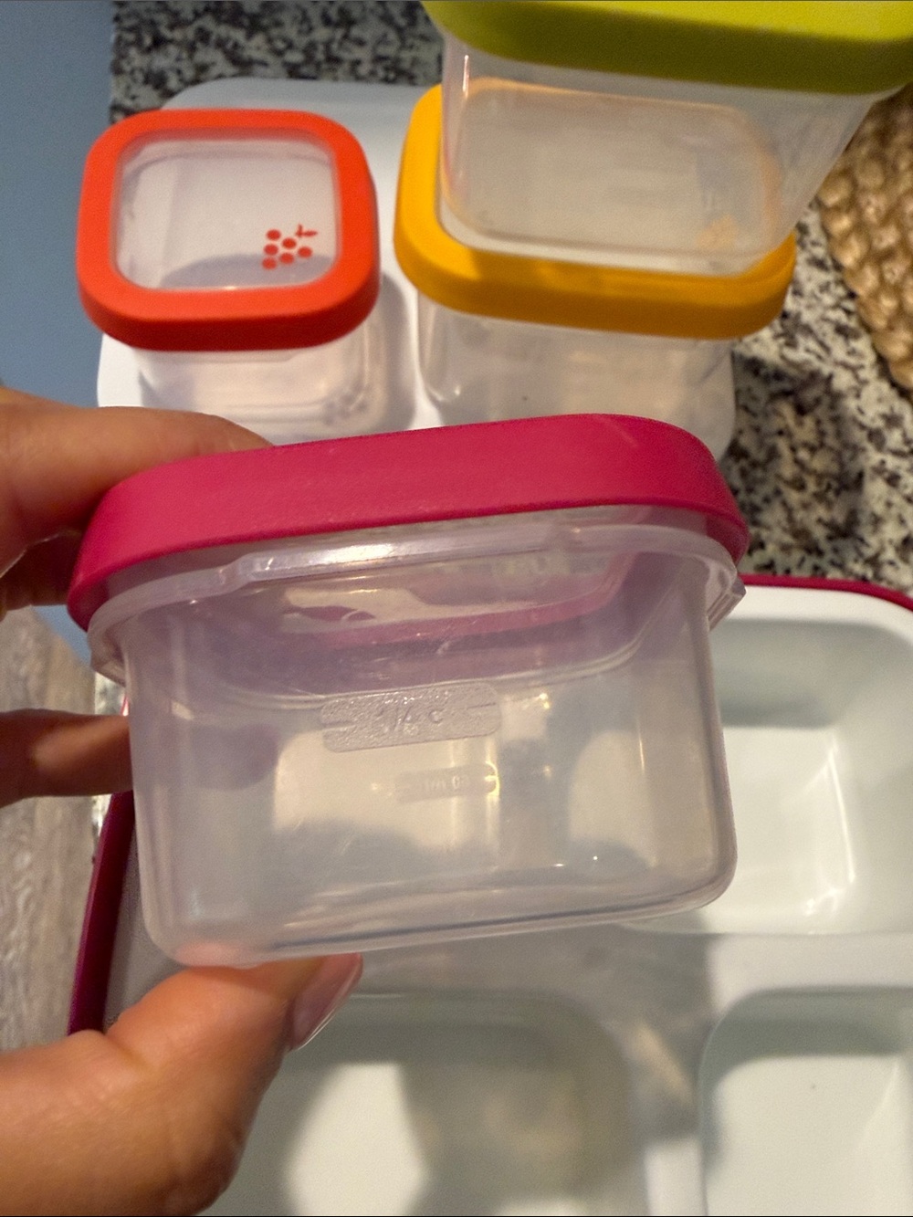 Colorful Food Storage Set - 4 Mini Containers - Picture 9 of 11